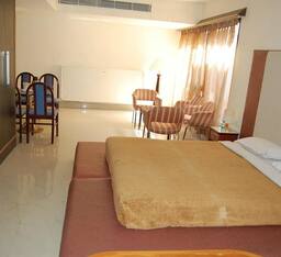 Super Deluxe Room